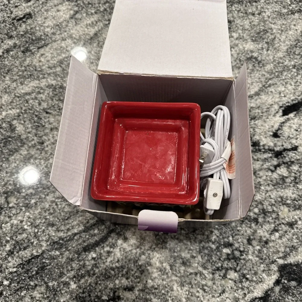 Scentsy Tis The Season Countdown Full‎ Size Wax Warmer Red And Green